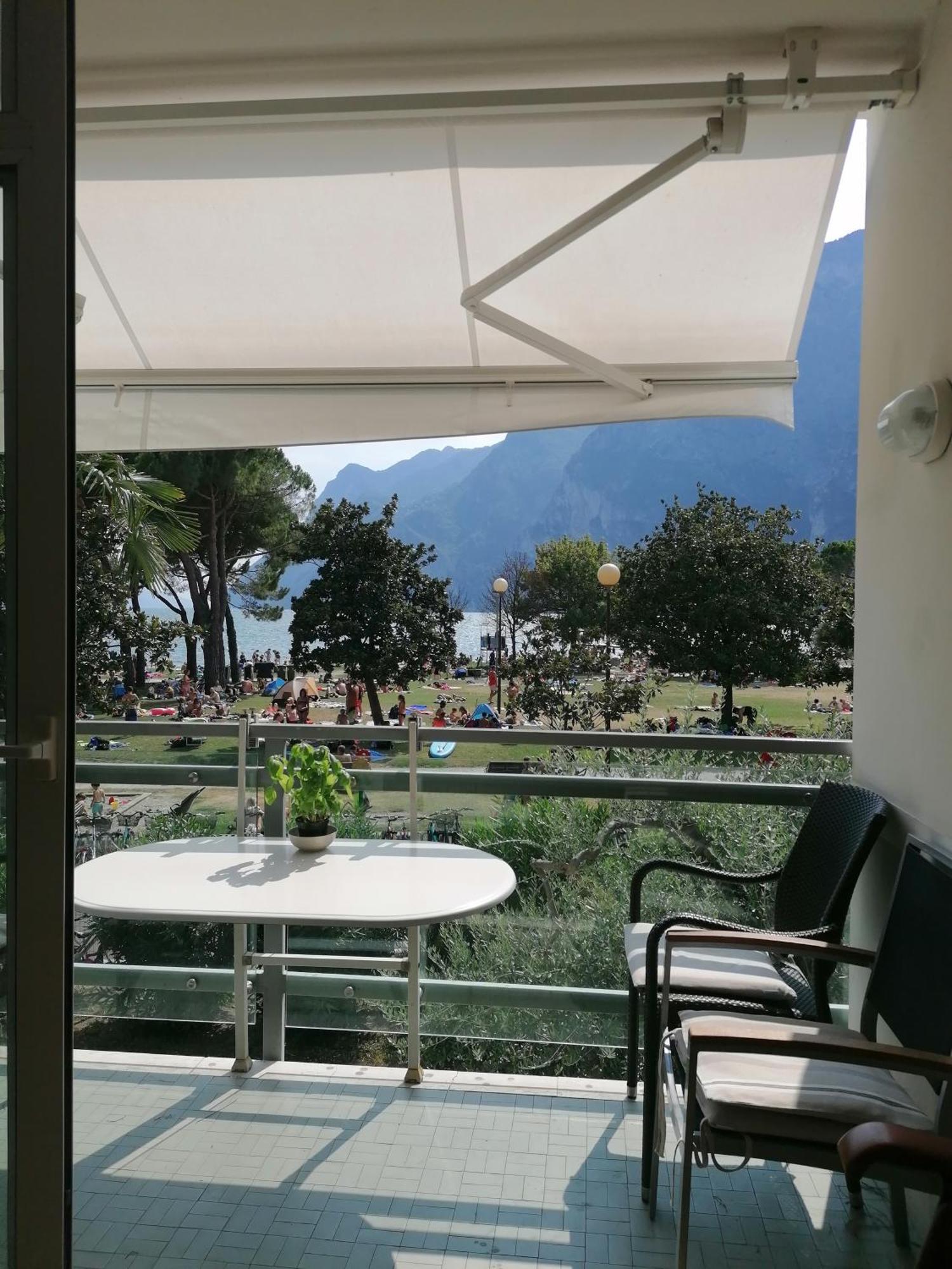 Appartement Lago Blu Riva del Garda Eksteriør bilde