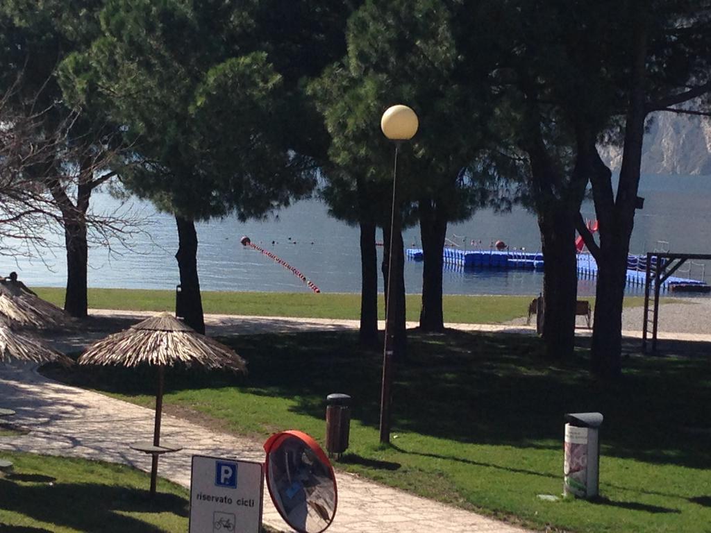 Appartement Lago Blu Riva del Garda Eksteriør bilde
