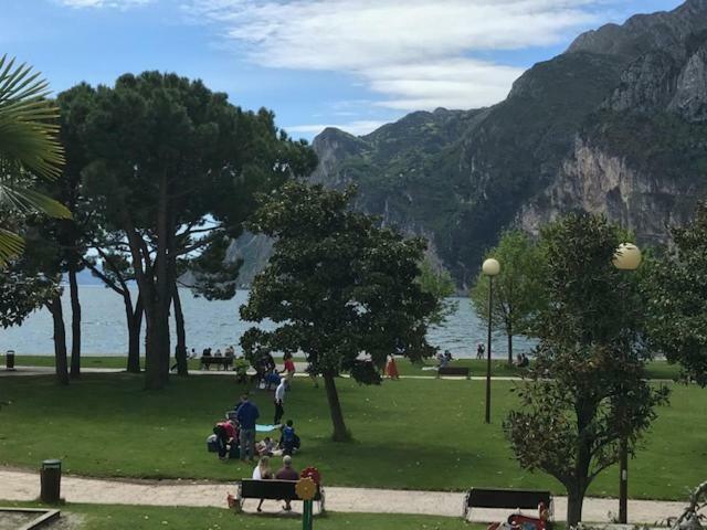 Appartement Lago Blu Riva del Garda Eksteriør bilde